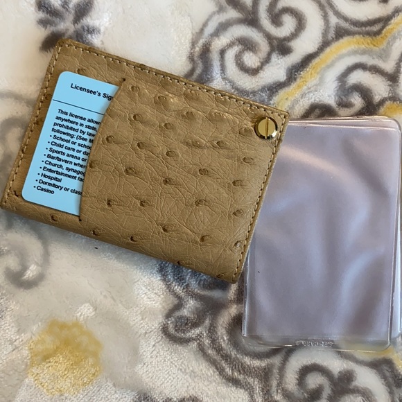 Ostrich leather small handbag and card holder. - Picture 8 of 16